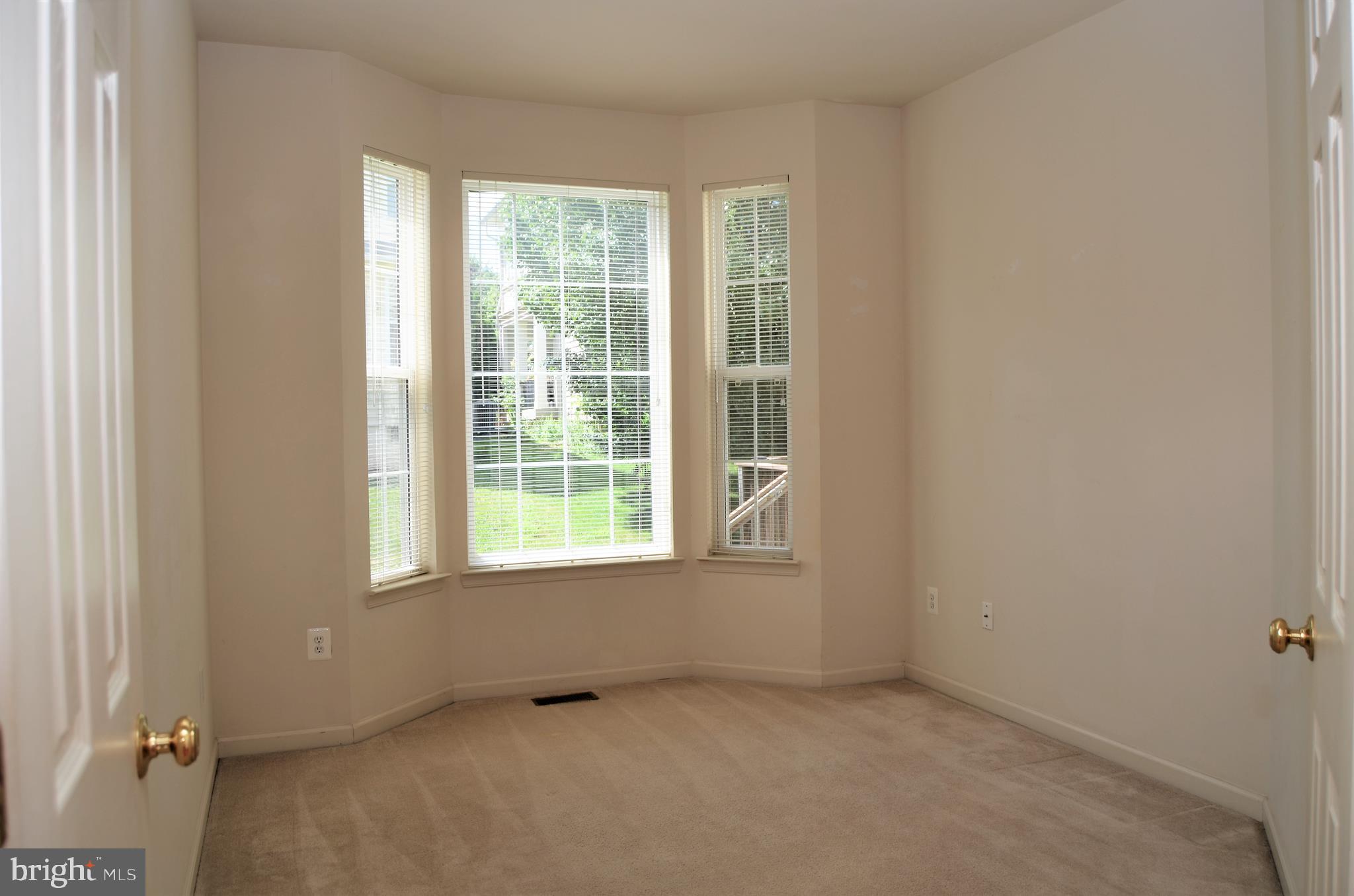 8324 Tillett Loop Manassas, VA 20110 - Photo 10 of 22