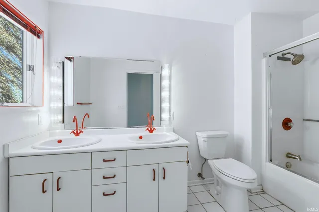 $374,900 | 6433 Sheffield Cove, Fort Wayne, IN 46804