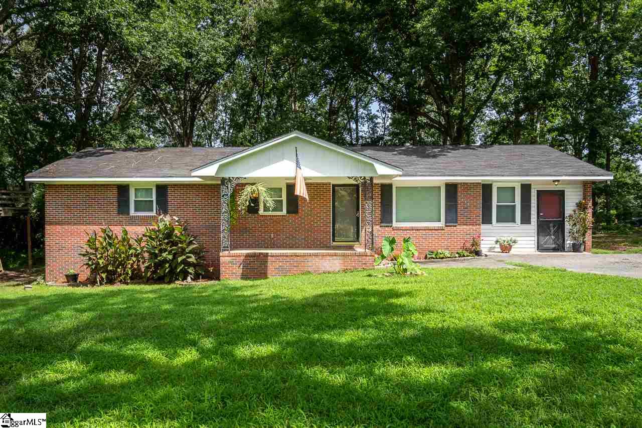 217 Harmony Road Anderson, SC 29624 - Photo 3 of 26