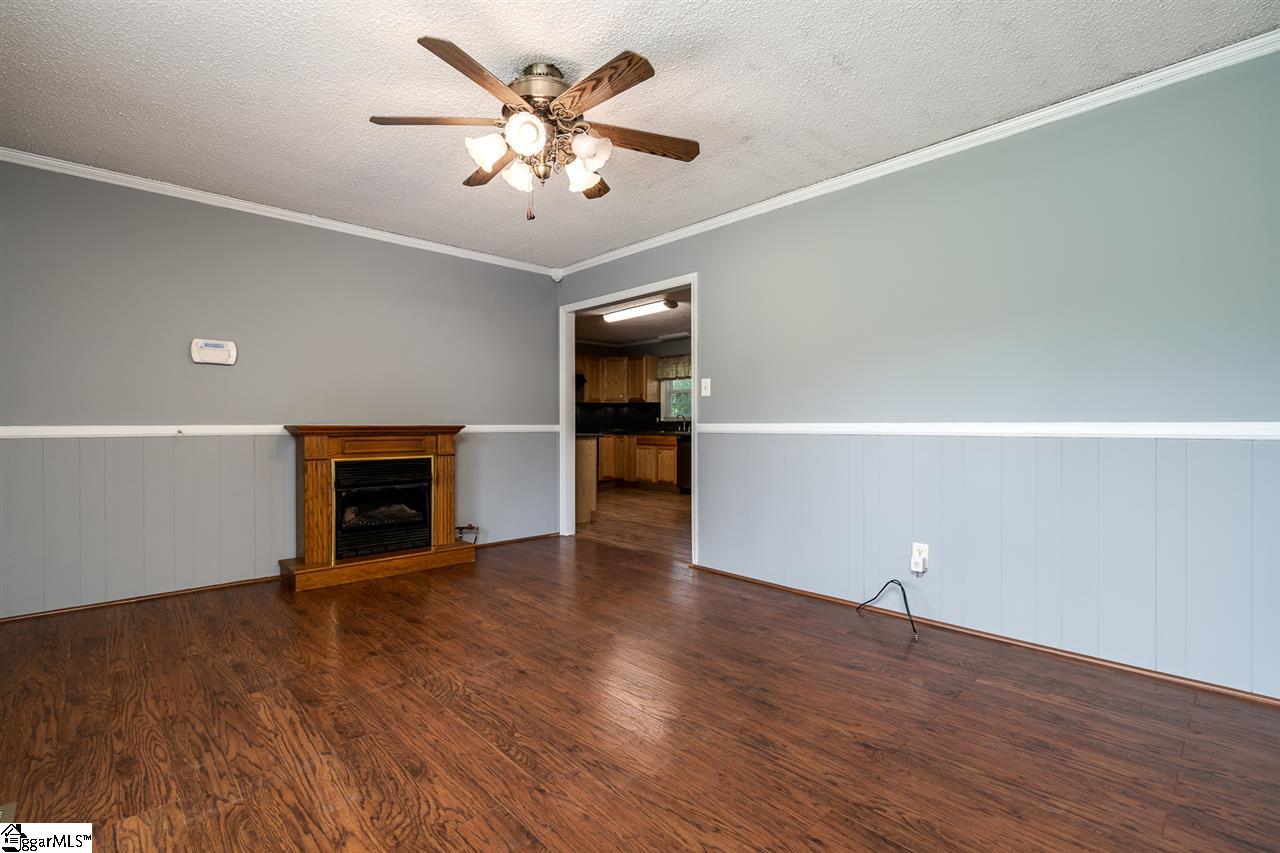 217 Harmony Road Anderson, SC 29624 - Photo 8 of 26