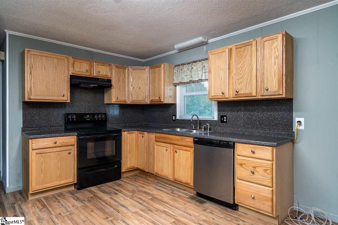 217 Harmony Road Anderson, SC 29624 - Photo 10 of 26