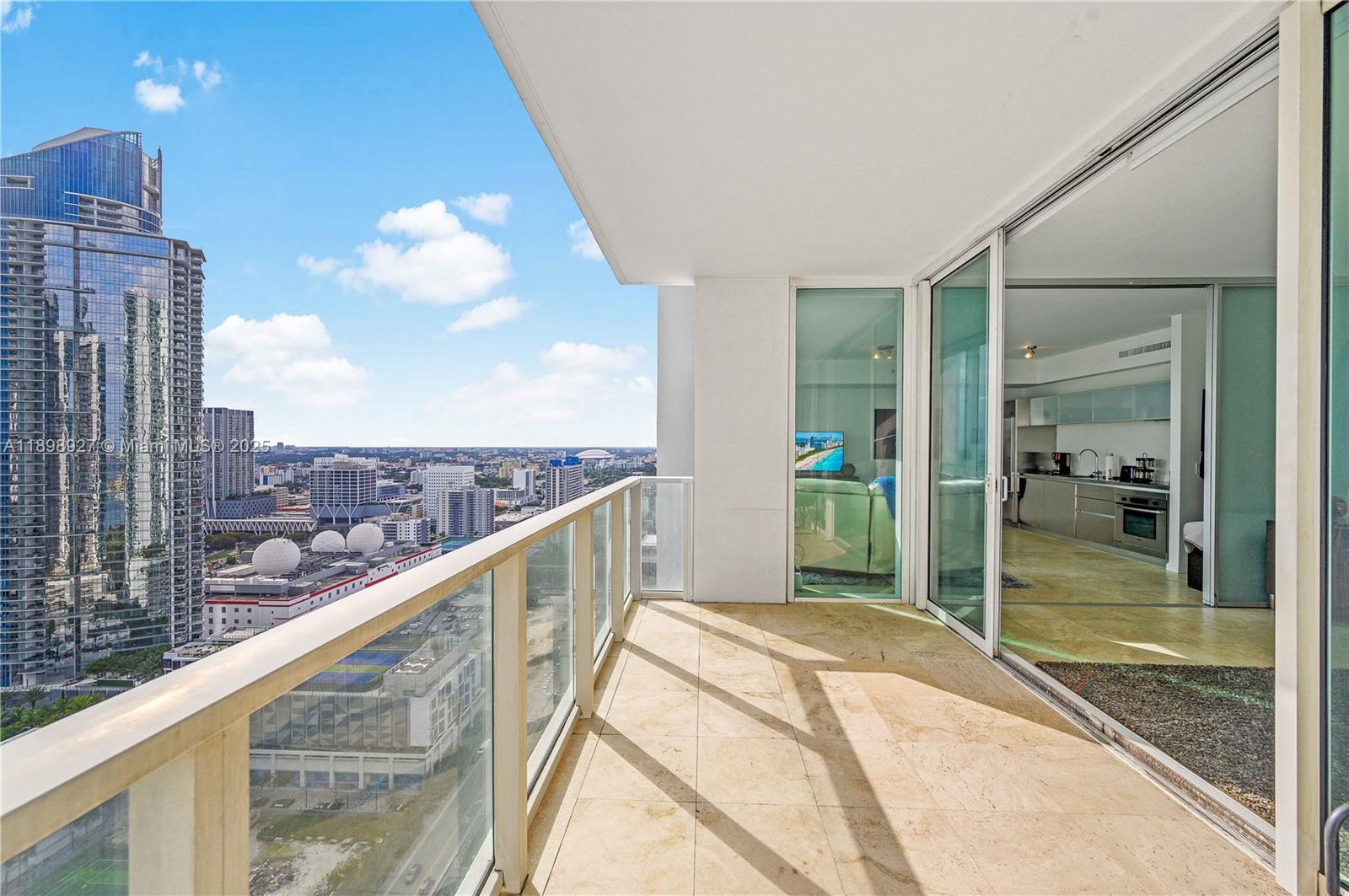 1040 Biscayne Boulevard, Unit 3308 Miami, FL 33132 - Photo 20 of 56