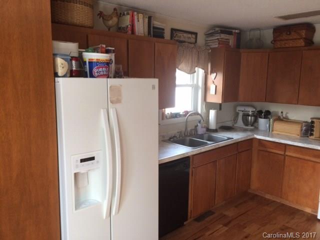 171 Graham Road Marshall, NC 28753 - Photo 22 of 23 Gallery Image 22
