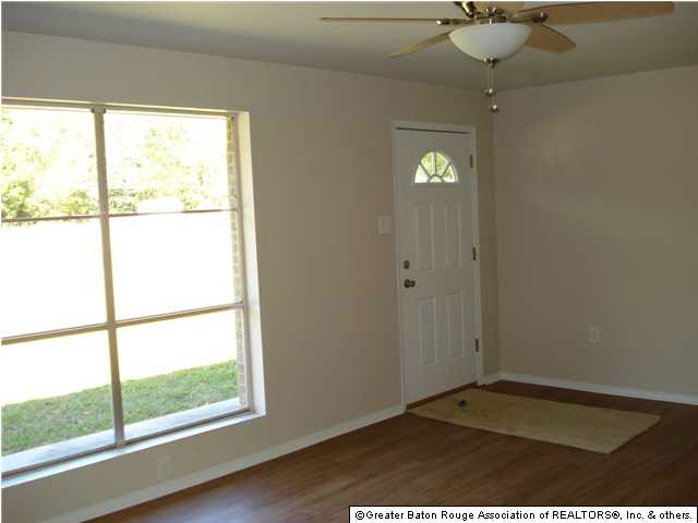 13171 Plank Road Baker, LA 70714 - Photo 5 of 13 Gallery Image 5