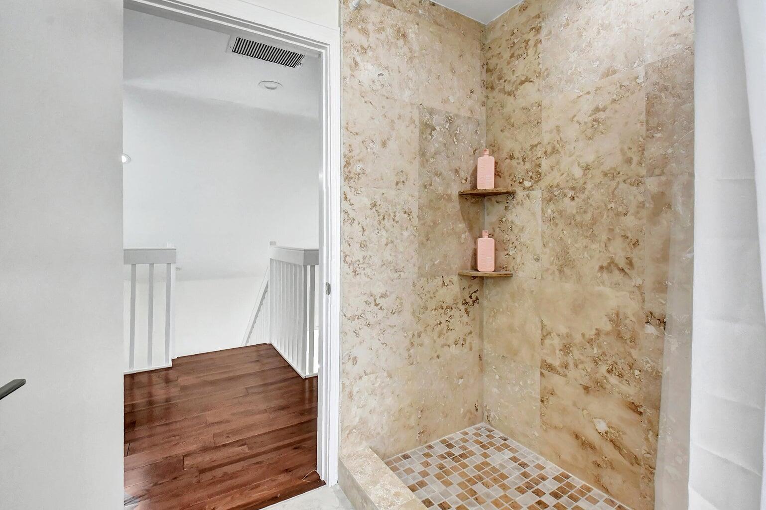 3567 Commodore Circle Delray Beach, FL 33483 - Photo 23 of 60 PH UP BATH