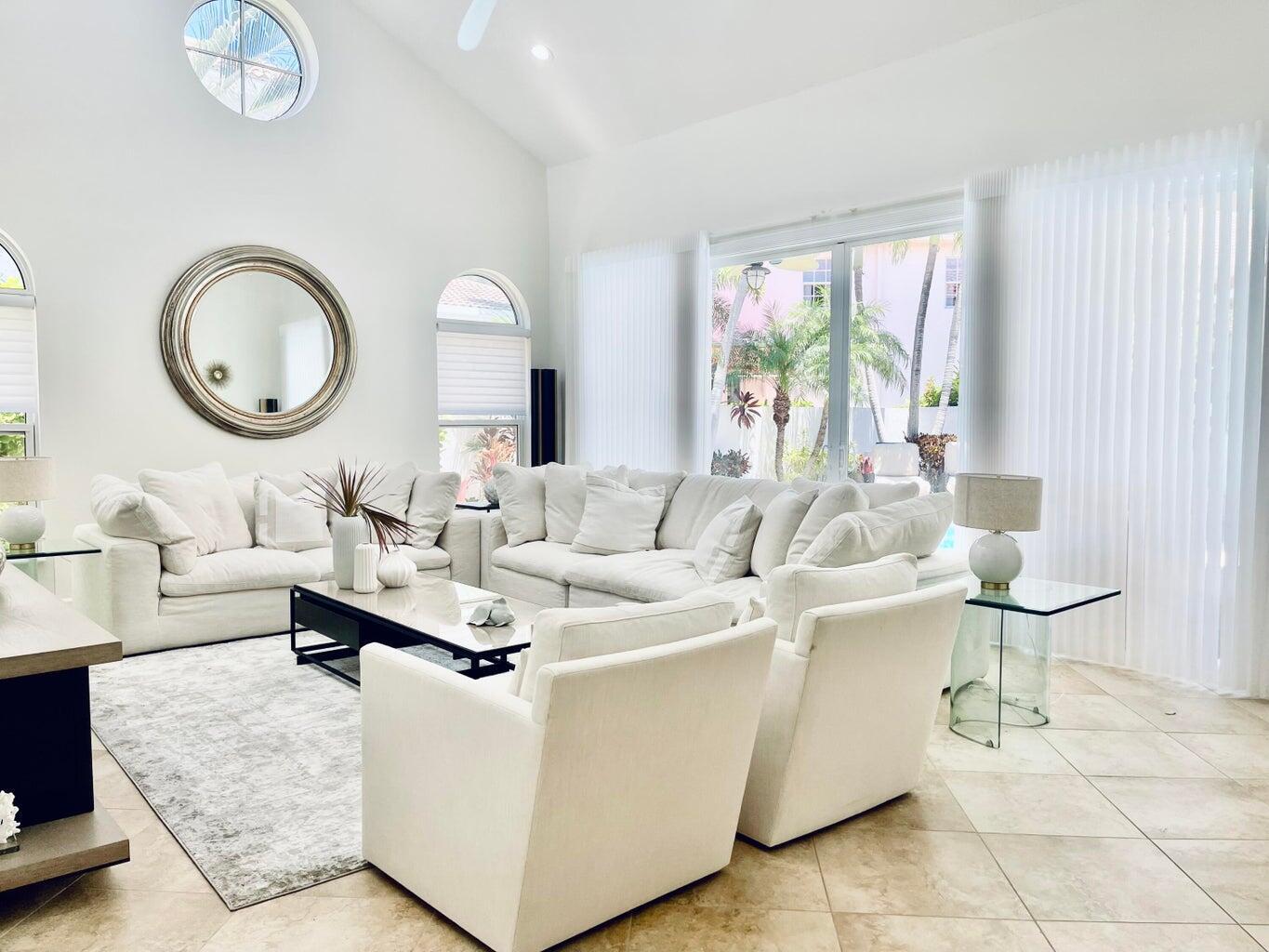 3567 Commodore Circle Delray Beach, FL 33483 - Photo 7 of 60 PH LIV3