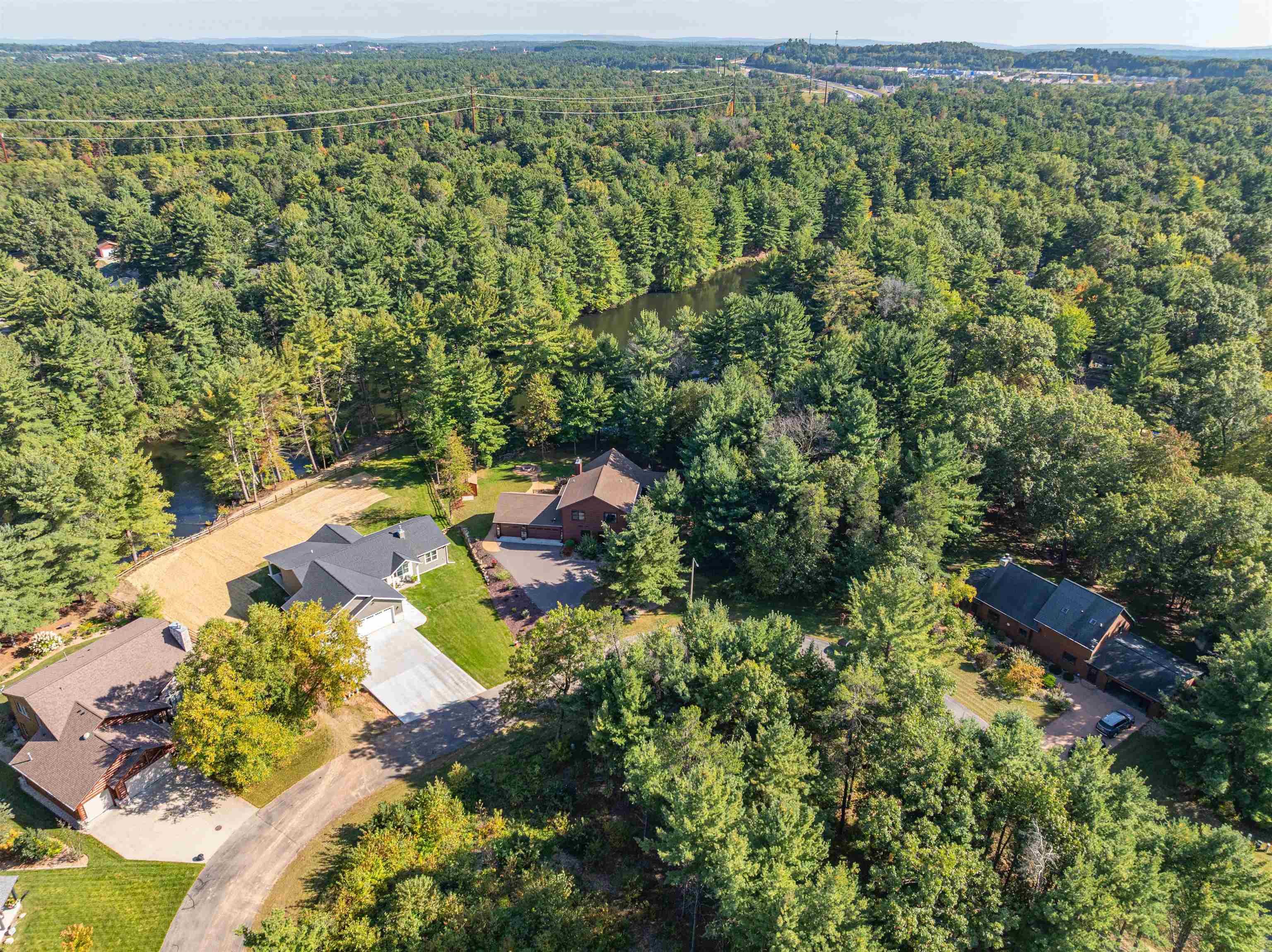119 Sunset Circle Wisconsin Dells, WI 53965 - Photo 13 of 50