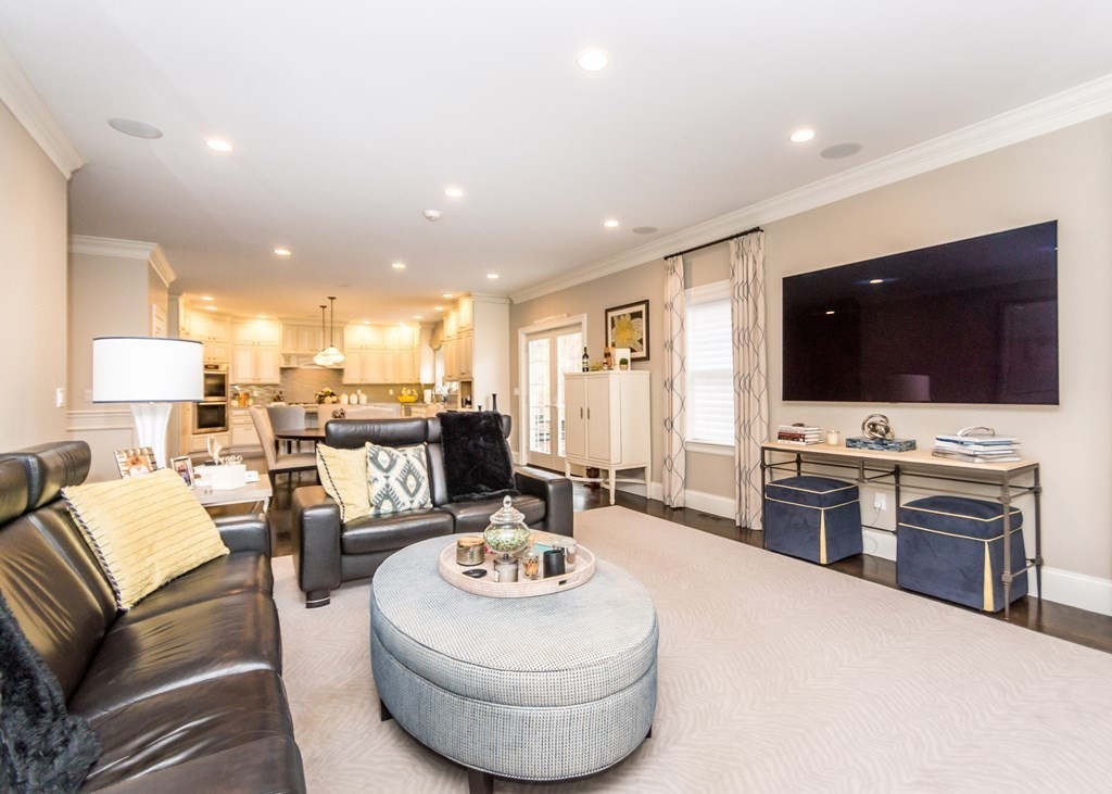 98 Wayne Road Needham, MA 02494 - Photo 5 of 30