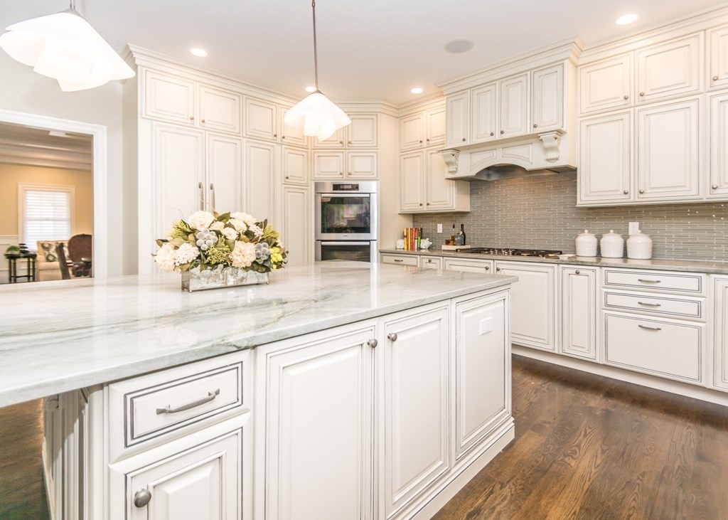 98 Wayne Road Needham, MA 02494 - Photo 8 of 30