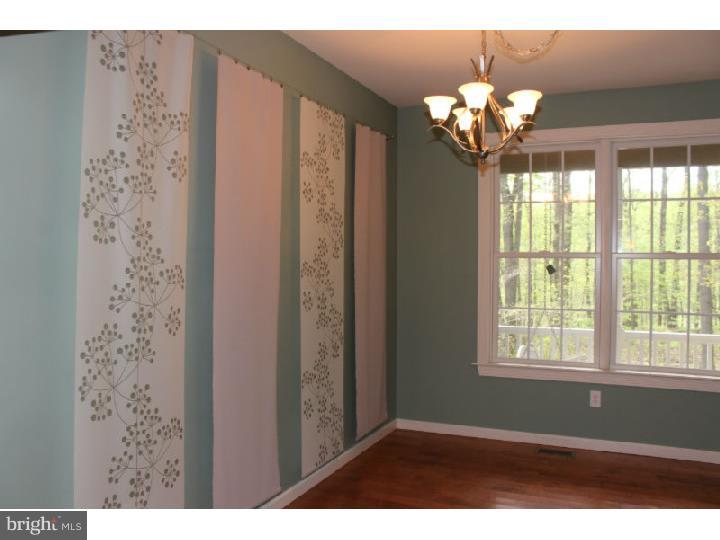 554 Ridgeway Road Birdsboro, PA 19508 - Photo 10 of 25 Dining Room