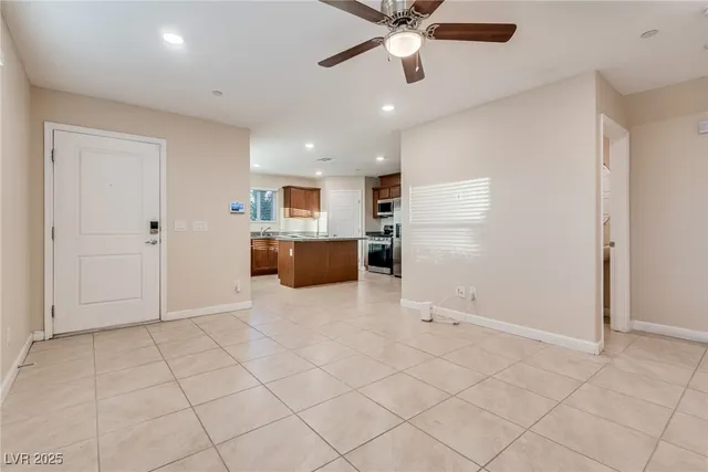 $2,200 | 3542 Alpheus River Avenue, Las Vegas, NV 89106