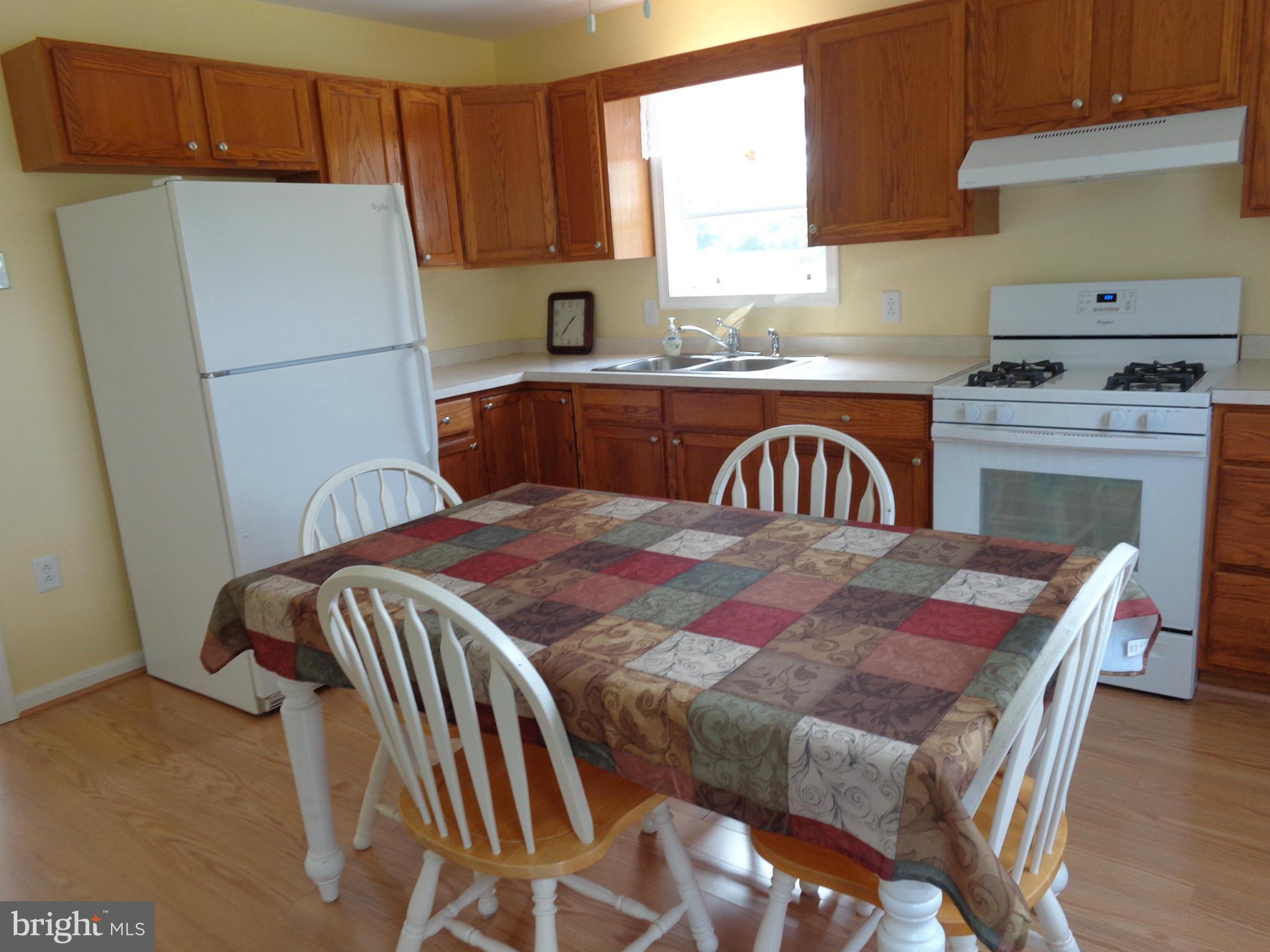 7330 Statum Road Denton, MD 21629 - Photo 5 of 11 Kitchen