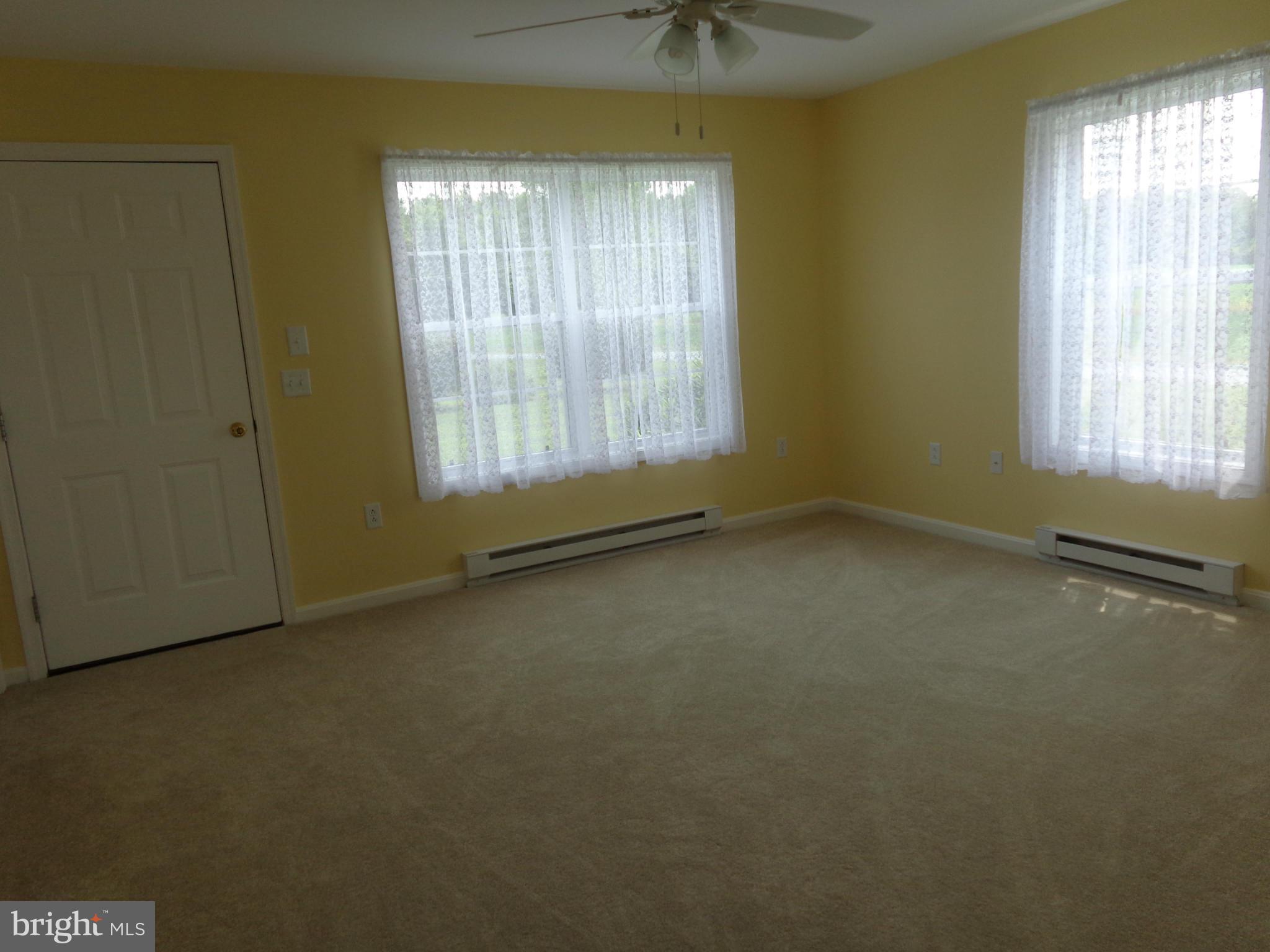 7330 Statum Road Denton, MD 21629 - Photo 7 of 11 Living Room