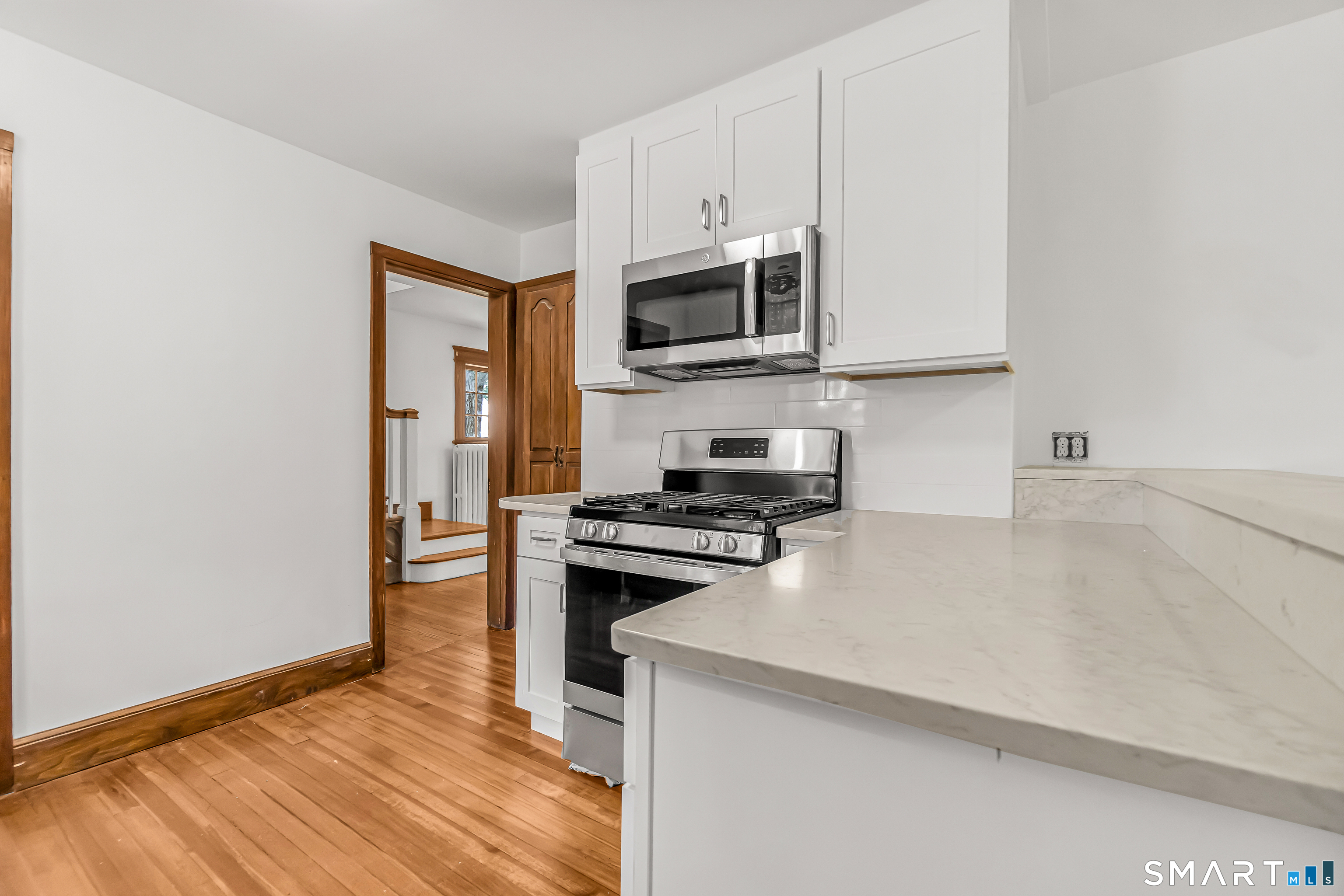 88 Coniston Avenue Waterbury, CT 06708 - Photo 12 of 39