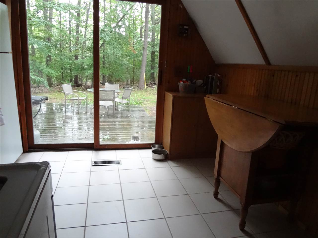 5262 Maple Grove Road Lake Ann, MI 49650 - Photo 9 of 16 1804684-8.JPG