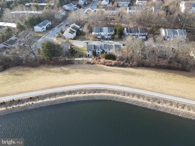 $395,000 | 303 Lynley Lane, Newark, DE 19711