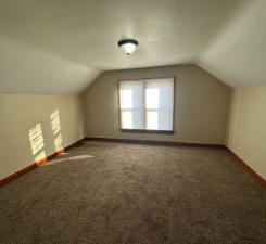 905 9th Avenue Southwest Austin, MN 55912 - Photo 6 of 9