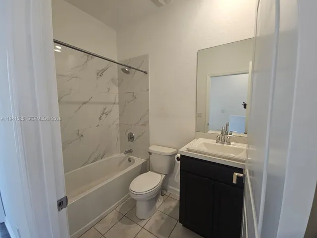 $2,700 | 2944 Northwest 180th Street, Unit 2944, Miami Gardens, FL 33056