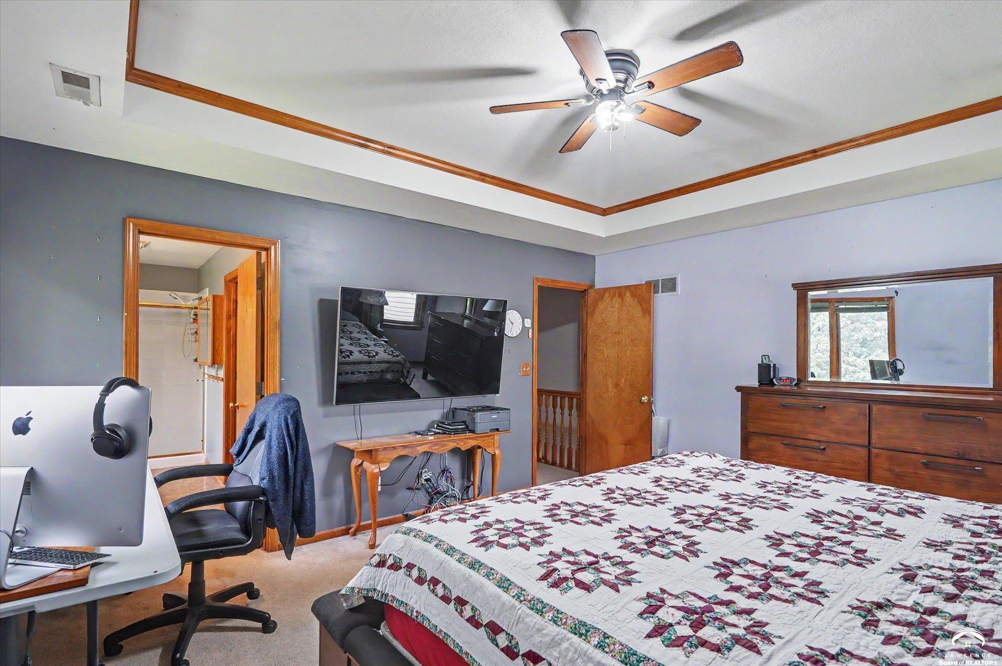 2408 Oxford Road Lawrence, KS 66049 - Photo 31 of 43