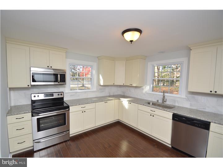 844 River Road, Unit 844 Ewing, NJ 08628 - Photo 3 of 17