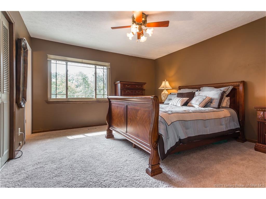 1473 Renn Road Floyds Knobs, IN 47119 - Photo 15 of 39 Gallery Image 15