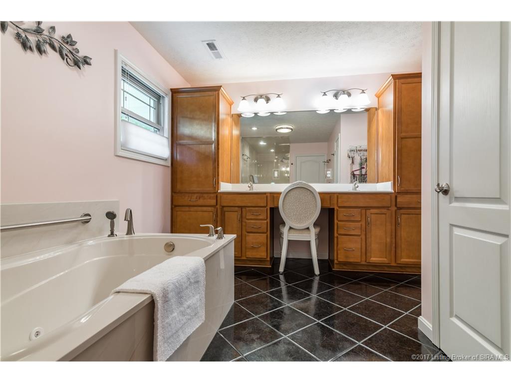 1473 Renn Road Floyds Knobs, IN 47119 - Photo 22 of 39 Gallery Image 22