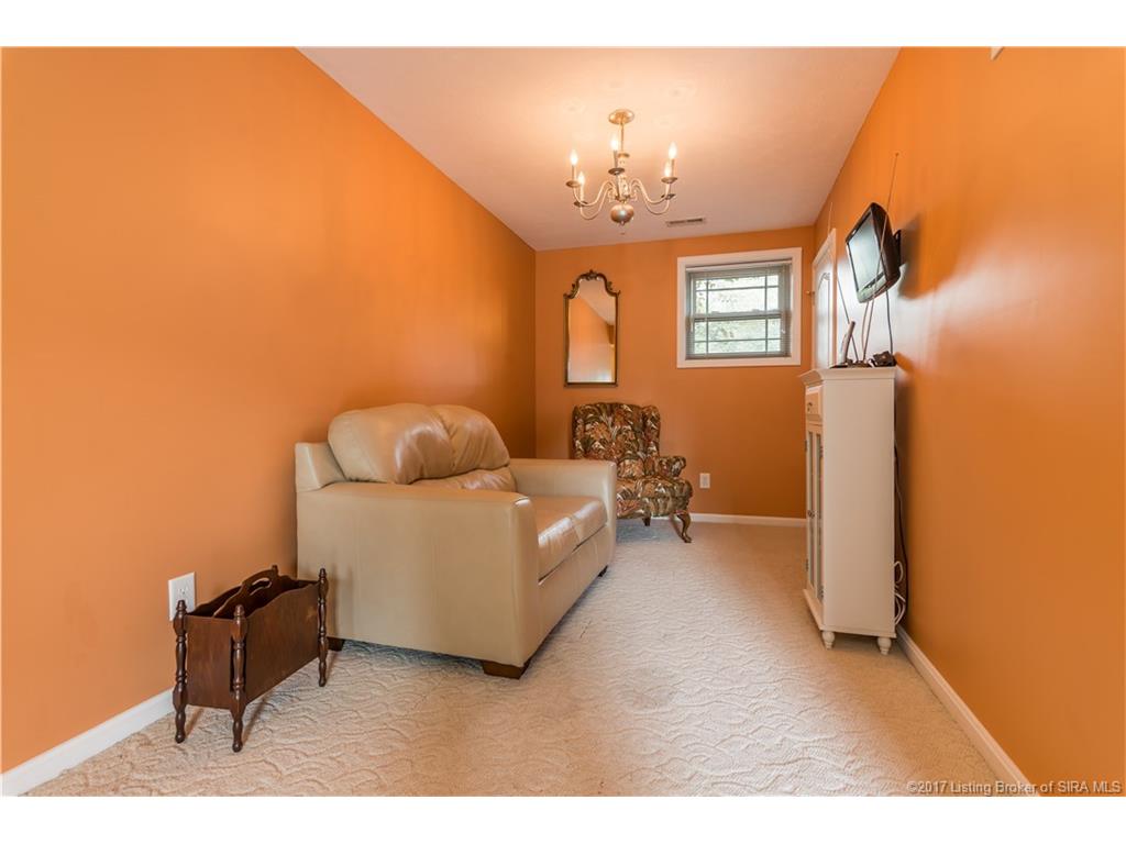 1473 Renn Road Floyds Knobs, IN 47119 - Photo 26 of 39 Gallery Image 26