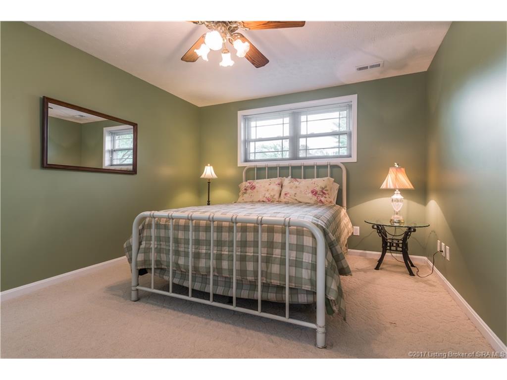 1473 Renn Road Floyds Knobs, IN 47119 - Photo 27 of 39 Gallery Image 27