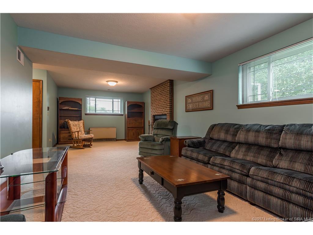 1473 Renn Road Floyds Knobs, IN 47119 - Photo 30 of 39 Gallery Image 30
