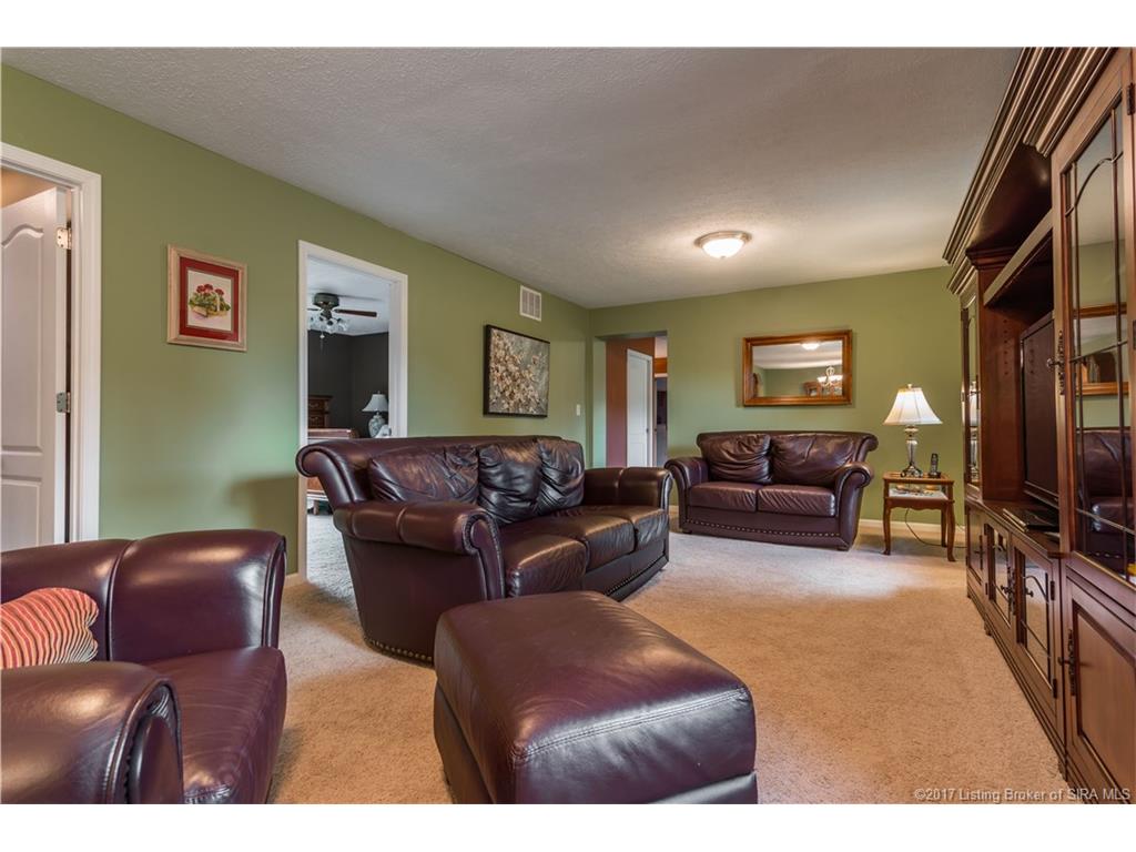 1473 Renn Road Floyds Knobs, IN 47119 - Photo 7 of 39 Gallery Image 7