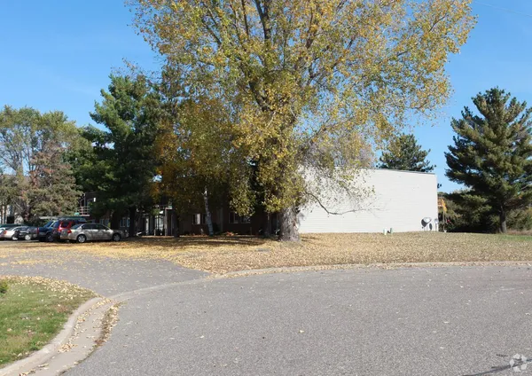 $825 | 1485 Wildcat Court, Unit 209, River Falls, WI 54022