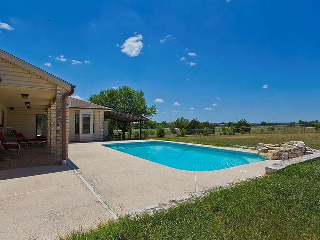 $2,600 | 1501 Cotton Gin Road, Kyle, TX 78640