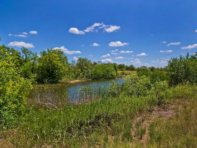 $2,600 | 1501 Cotton Gin Road, Kyle, TX 78640