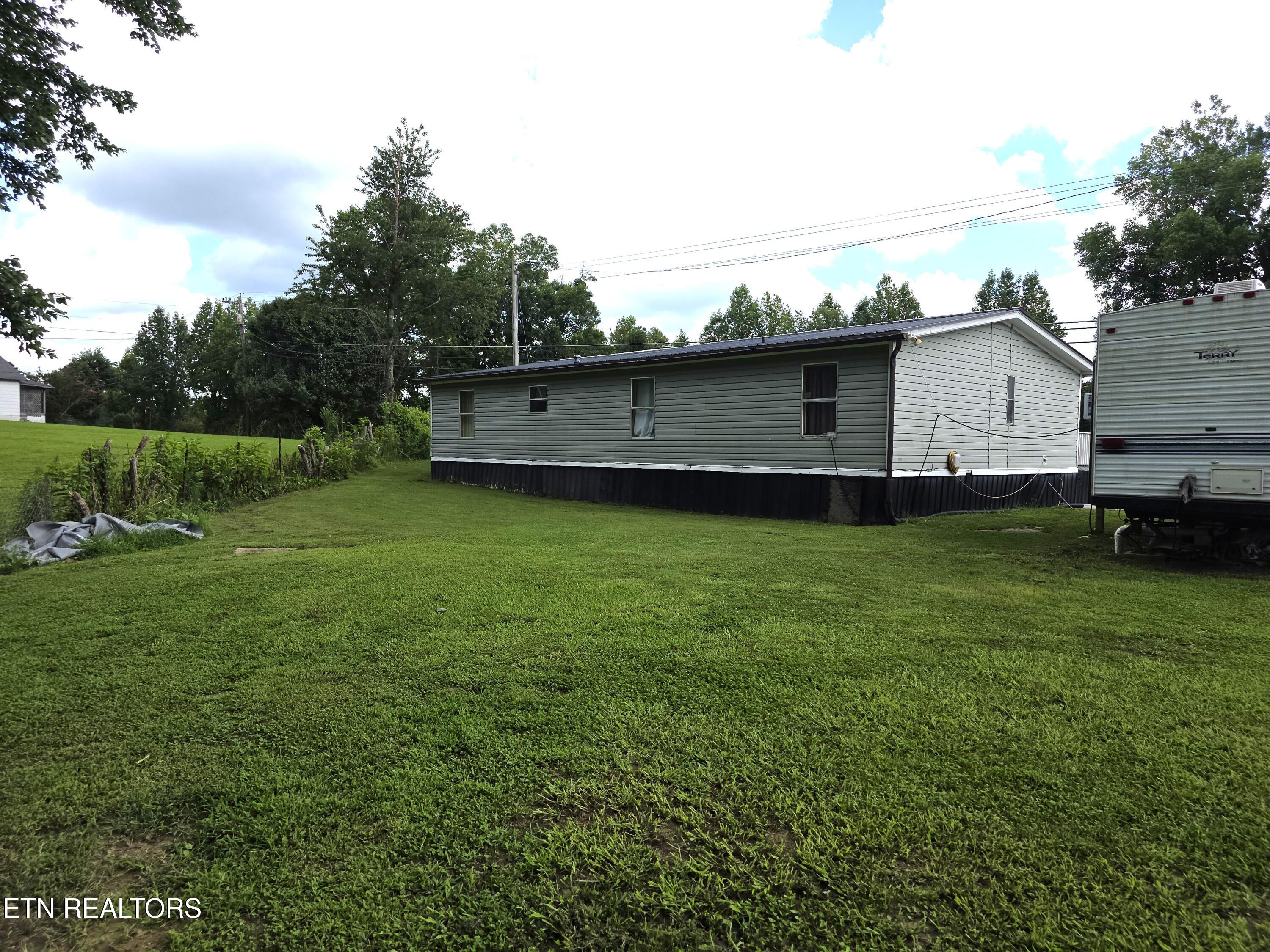 1195 Buffalo Road Oneida, TN 37841 - Photo 5 of 15 20260720_143947