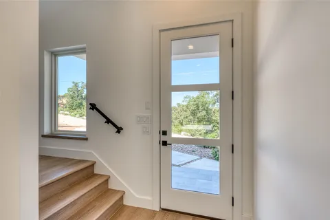 $675,000 | 8621 Nina Lane, Jonestown, TX 78645