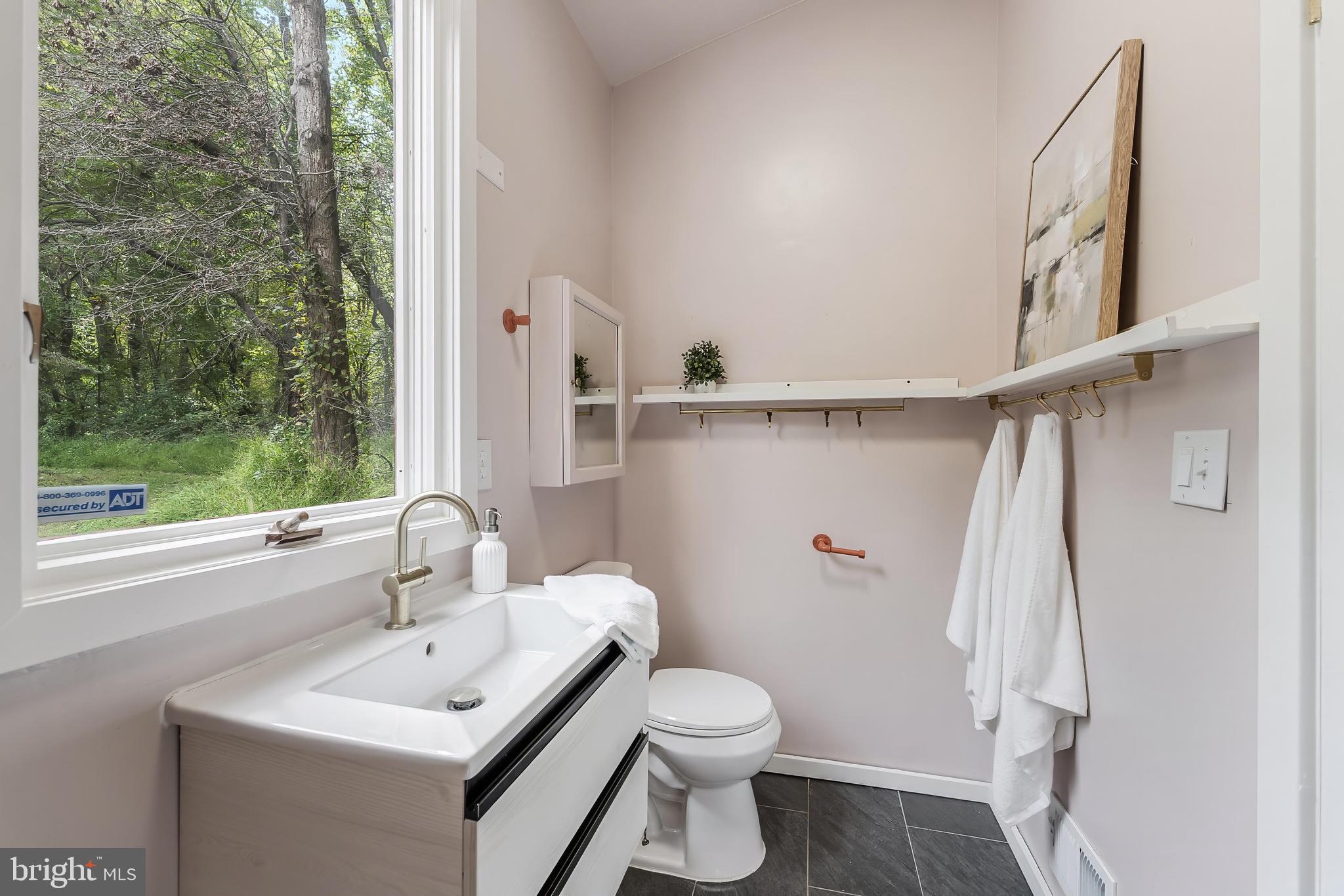 24308 Hipsley Mill Road Gaithersburg, MD 20882 - Photo 25 of 60 Gallery Image 25
