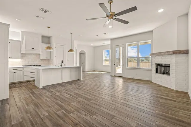 $535,000 | 173 Hulen Circle, Aledo, TX 76008