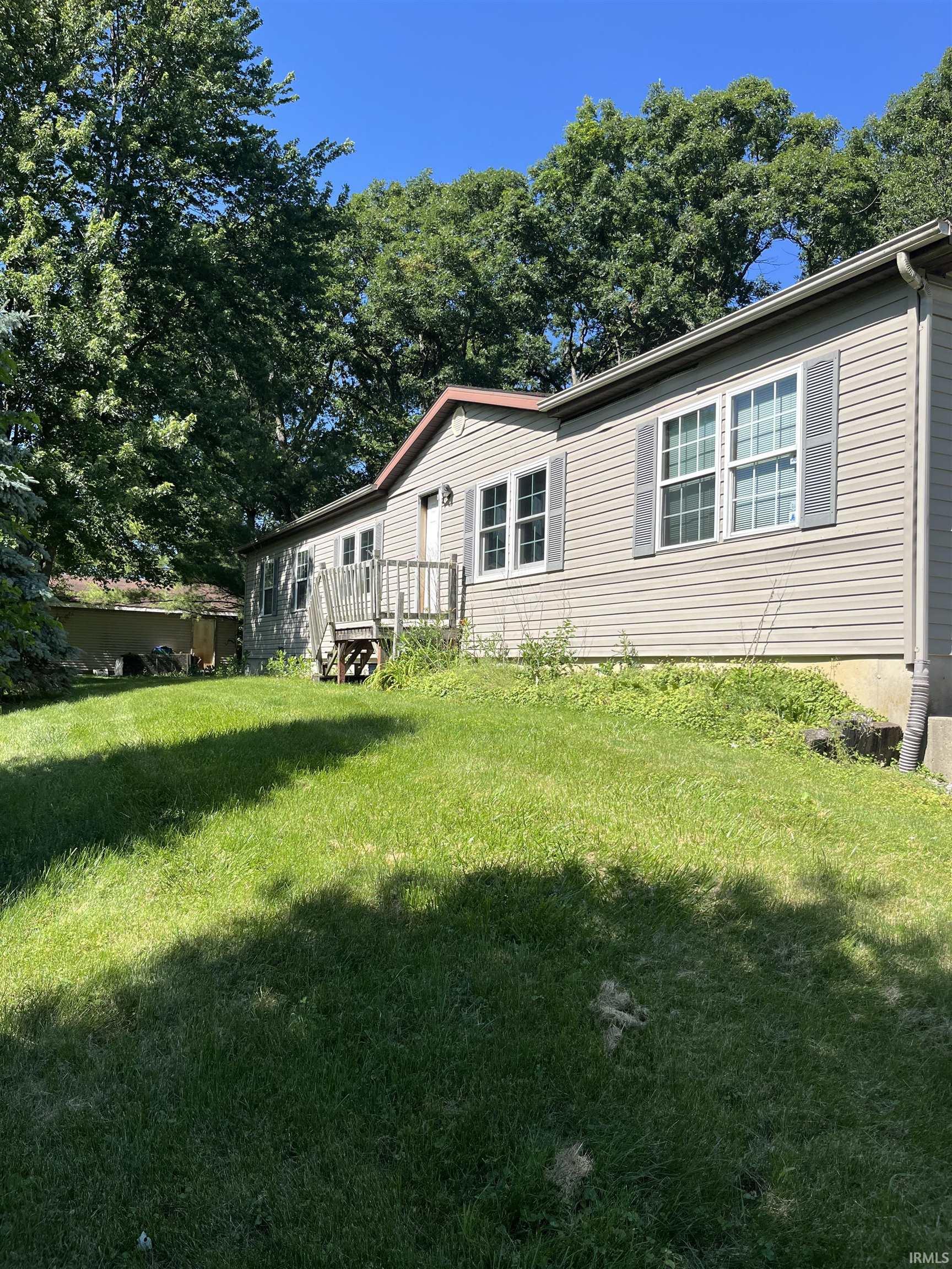 9818 Johnson Road Fort Wayne, IN 46818 - Photo 1 of 36