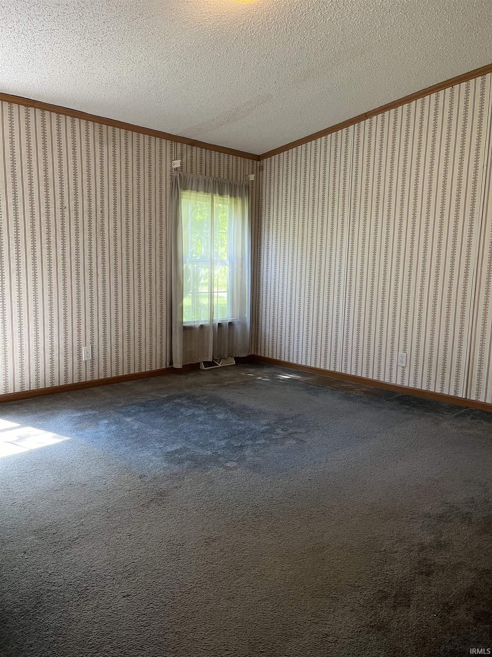 9818 Johnson Road Fort Wayne, IN 46818 - Photo 13 of 36