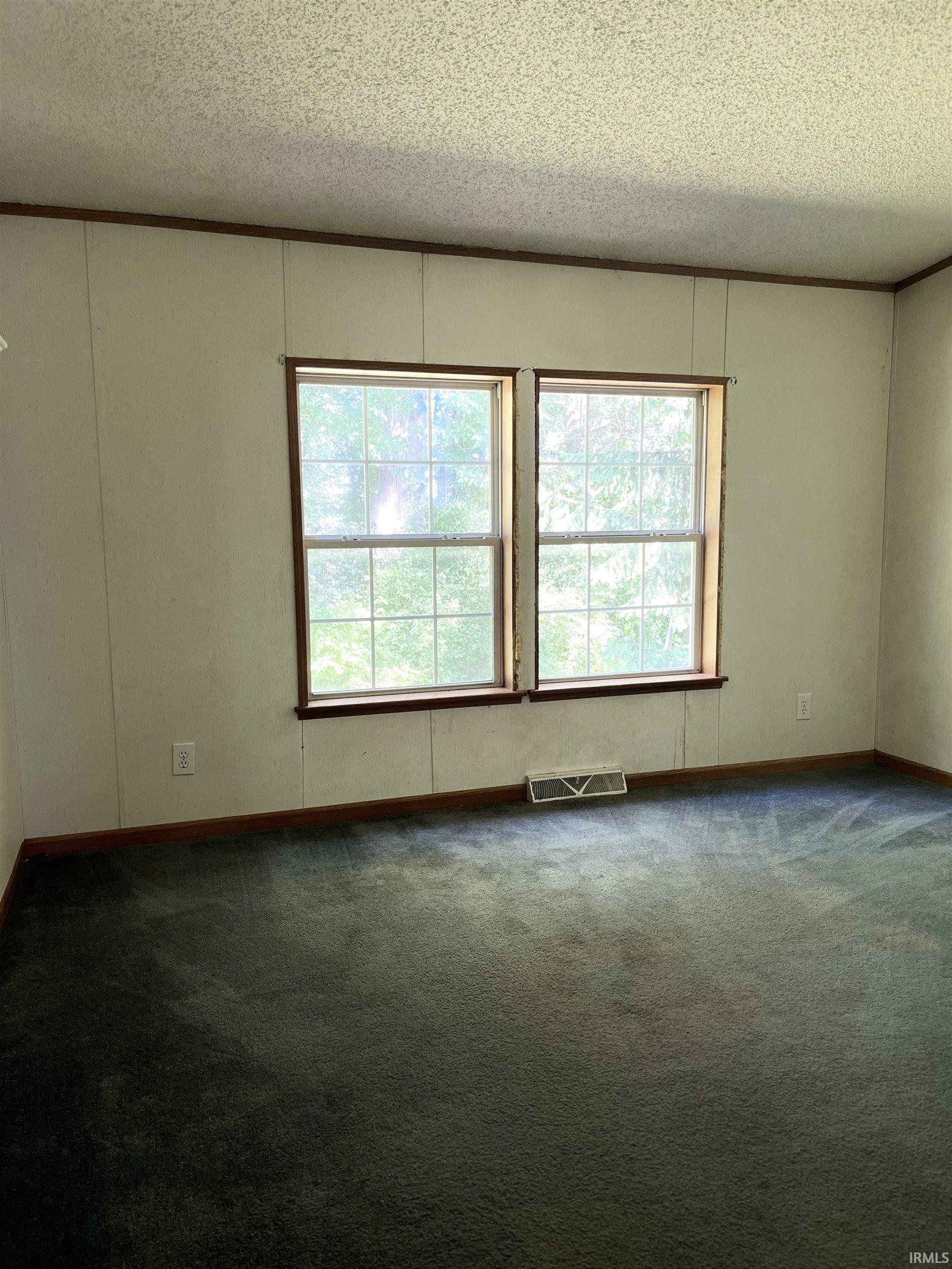 9818 Johnson Road Fort Wayne, IN 46818 - Photo 24 of 36