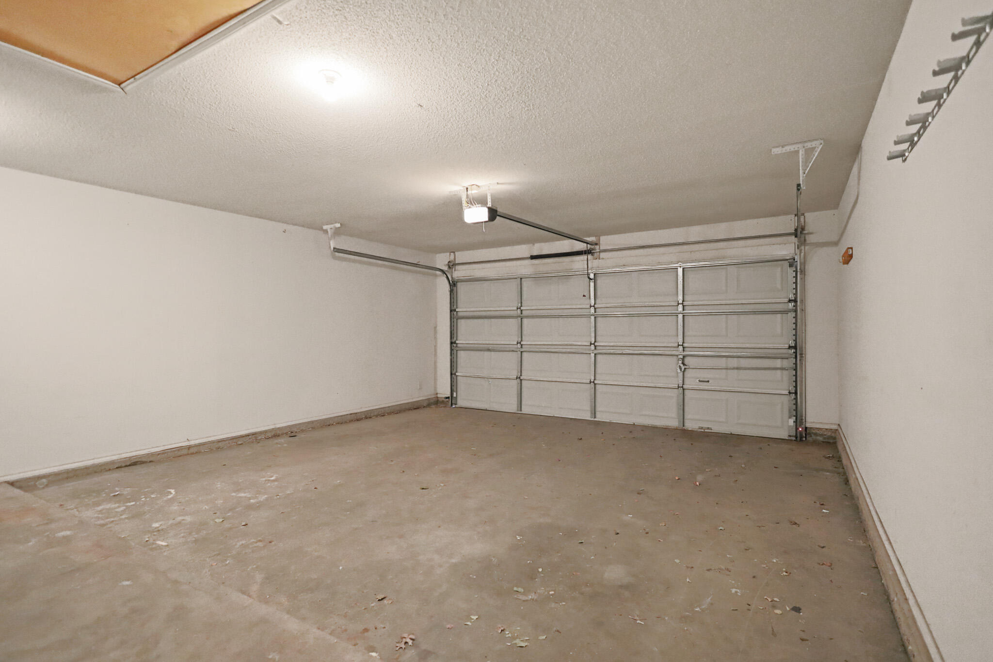 5903 10th Street, Unit 2 Lubbock, TX 79416 - Photo 34 of 47 a view of a garage
