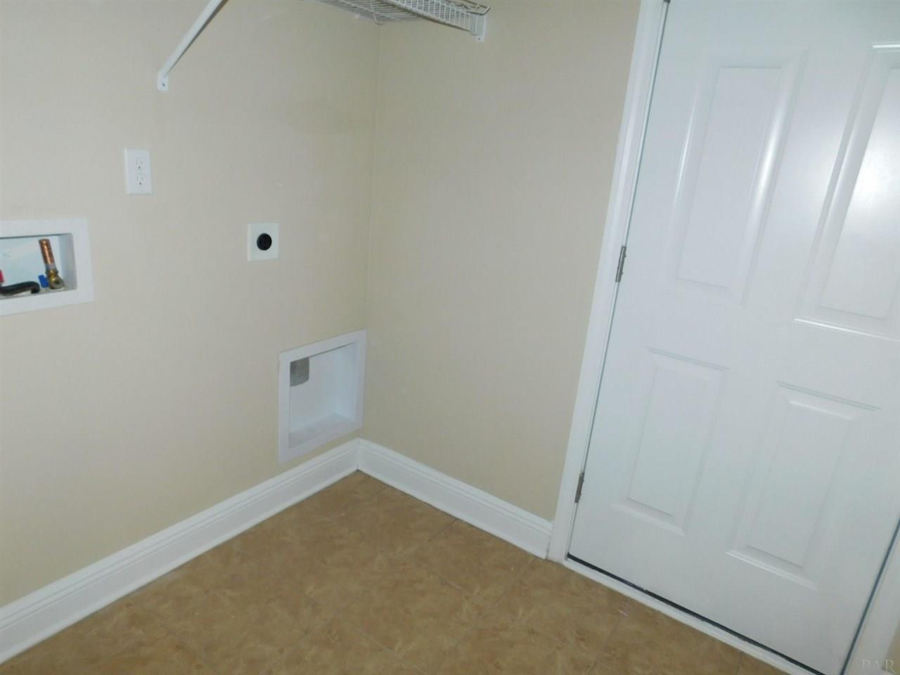 5889 Rustic Ridge Circle Milton, FL 32570 - Photo 15 of 19 Gallery Image 15