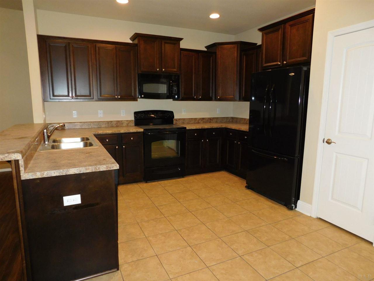 5889 Rustic Ridge Circle Milton, FL 32570 - Photo 3 of 19 Gallery Image 3