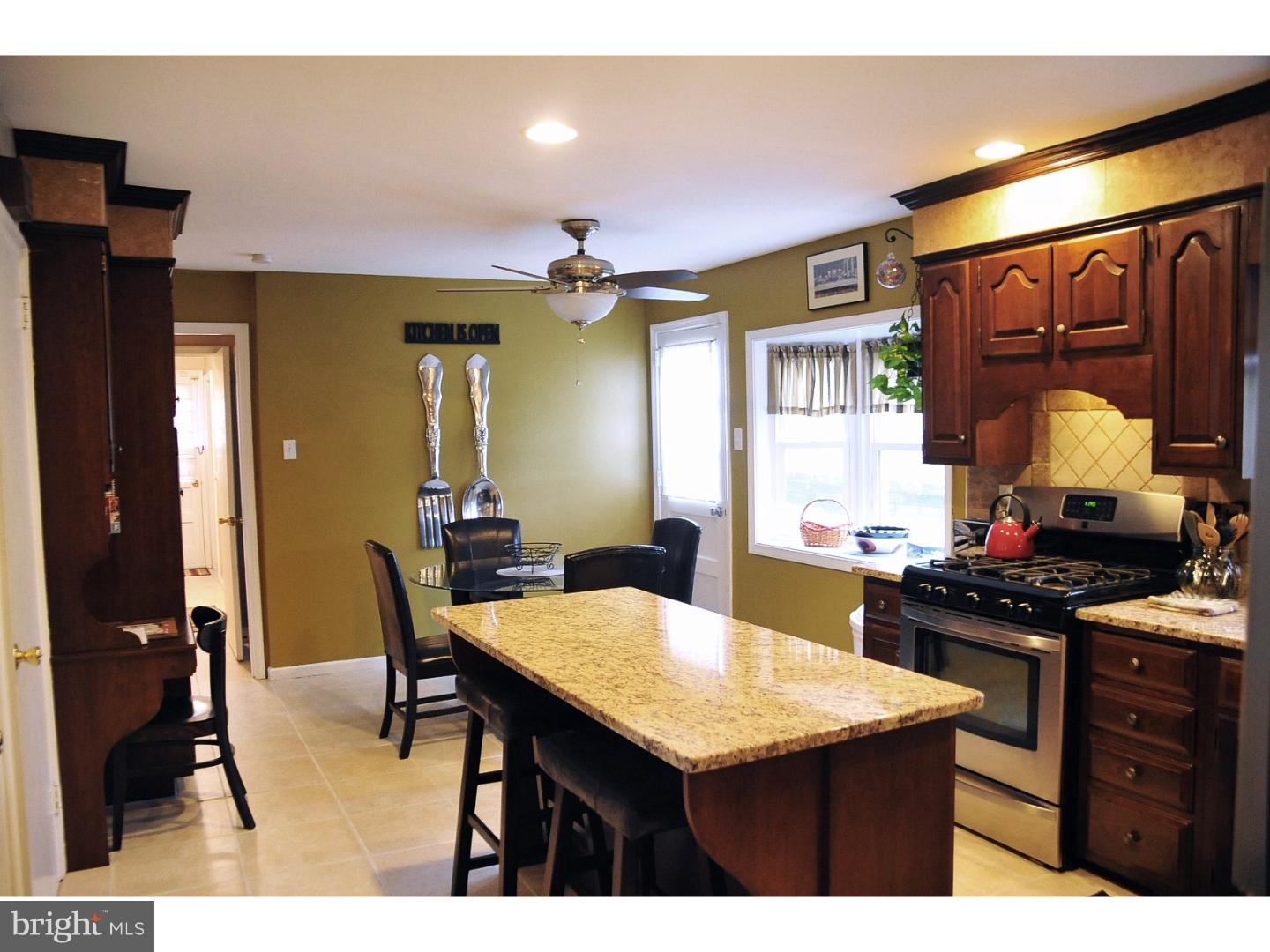 691 Boot Road West Chester, PA 19380 - Photo 5 of 25 Kitchen