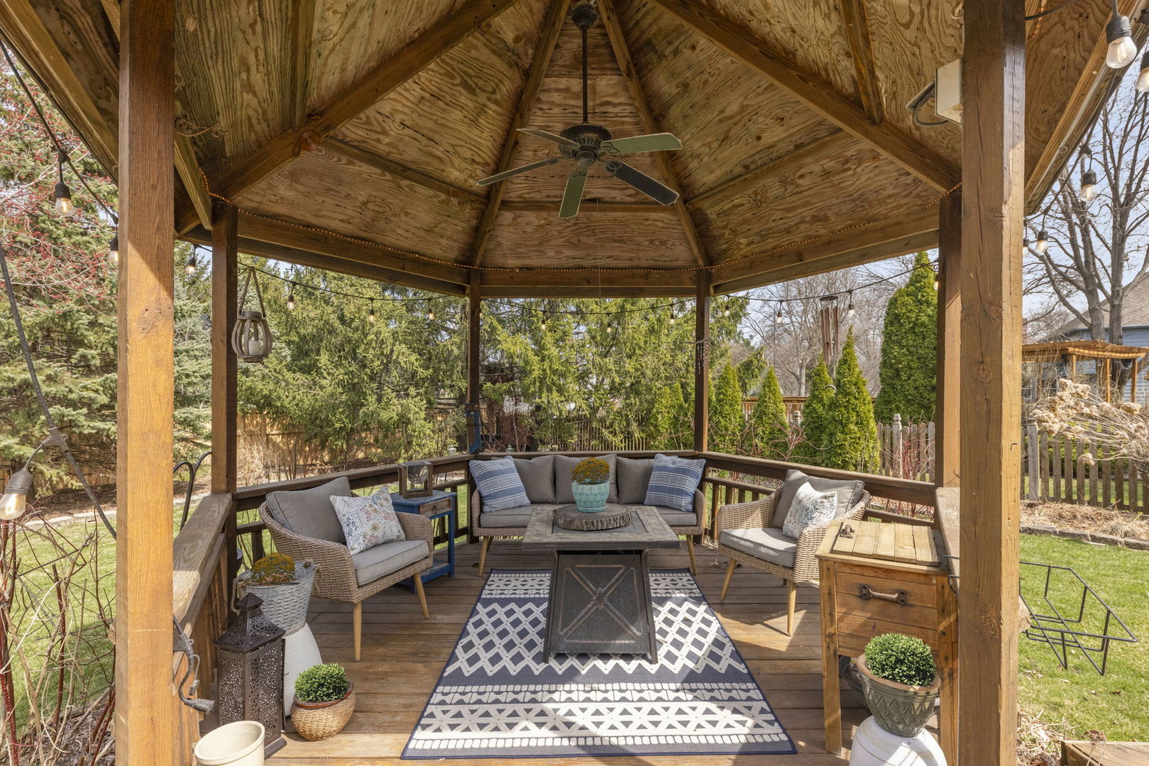 2429 Rio Grande Circle Naperville, IL 60565 - Photo 28 of 40