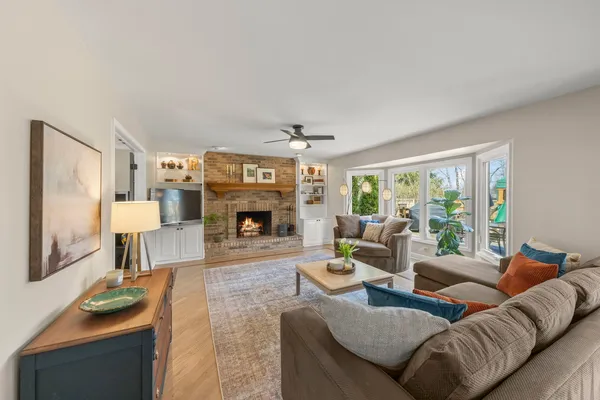 $840,000 | 2429 Rio Grande Circle, Naperville, IL 60565