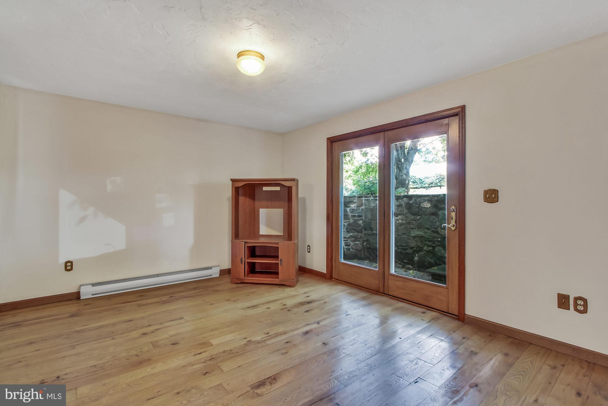 1294 Grand Valley Road Hanover, PA 17331 - Photo 14 of 25