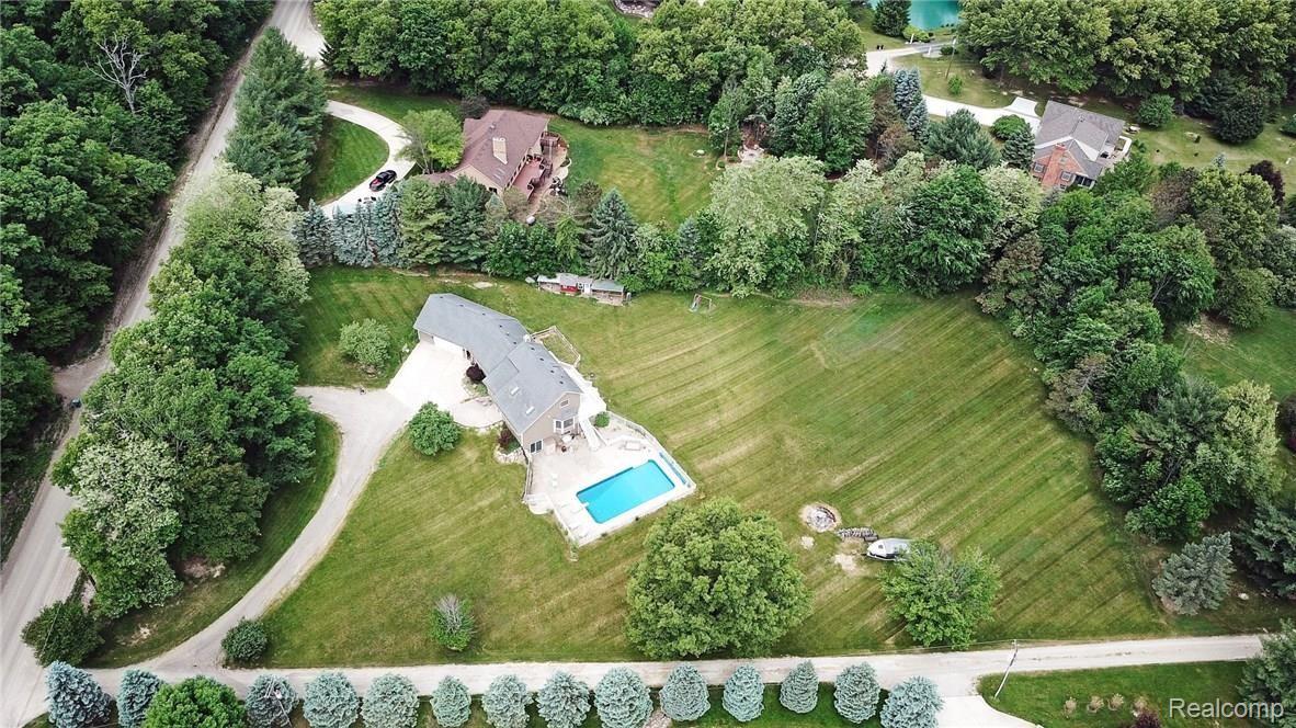 7685 Taft Road Romeo, MI 48065 - Photo 38 of 39 DJI_0093.JPG