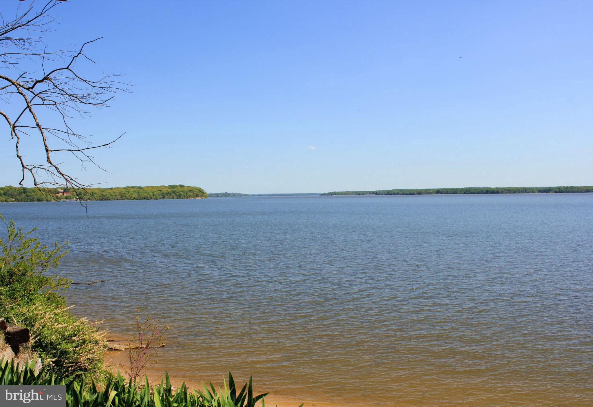 11101 Gunston Road Mason Neck, VA 22079 - Photo 16 of 30 Deepwater Boating