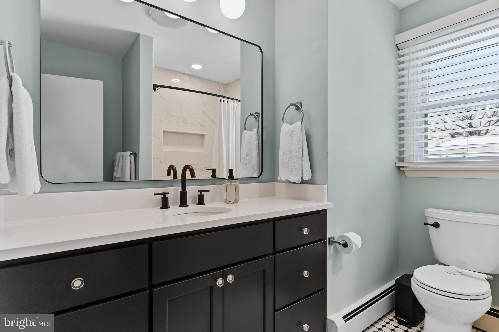 3807 Hearthstone Road Camp Hill, PA 17011 - Photo 37 of 44 Main full bathroom